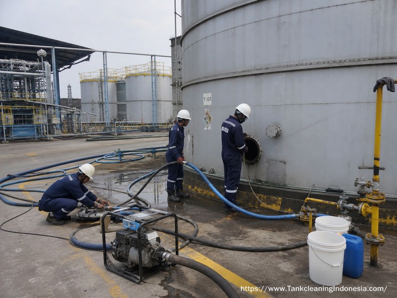 Tank Cleaning Cikarang