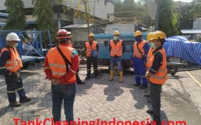 PENGECATAN INDUK SOLAR TANKI DI PT. WAHANA TUNAS UTAMA RUCIKA , NGORO – MOJOKERTO